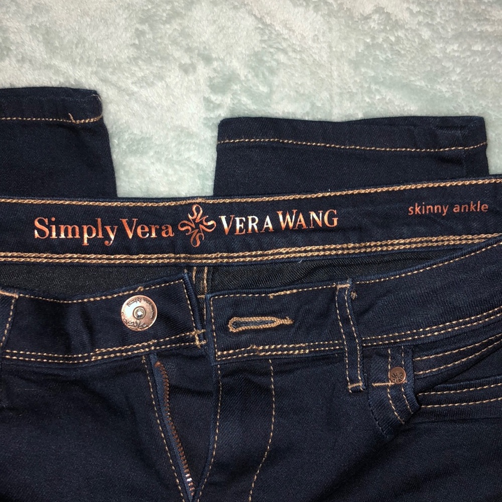 Vera Wang Jeans - Picture 3 of 3